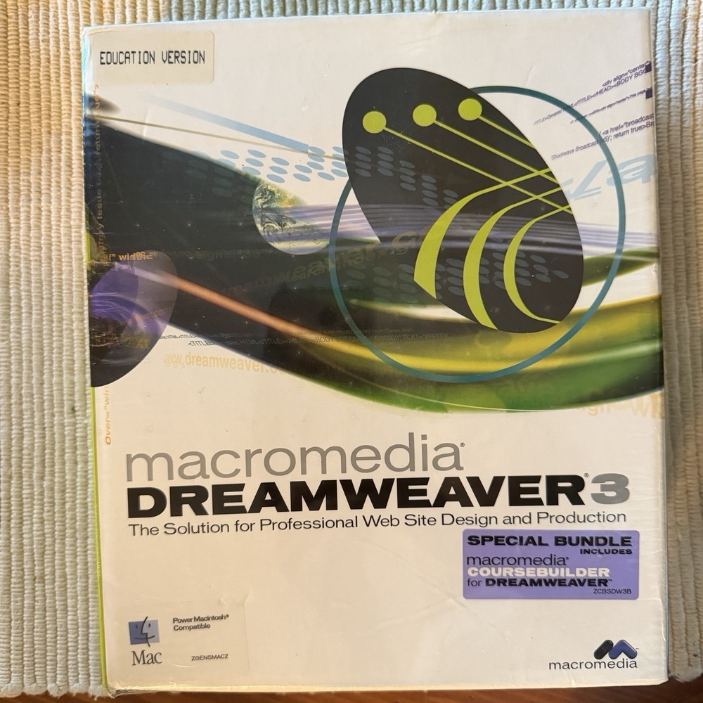 Vintage macromedia DREAMWEAVER3 Mac EDUCATION VERSION